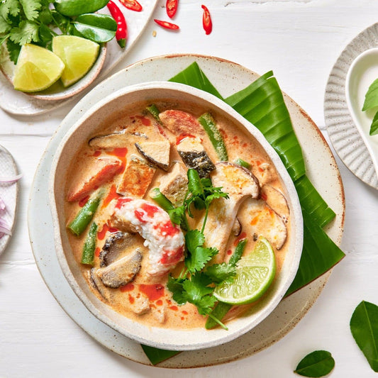 Plant-based Tom Yum Soup with/without prawn and fish (optional).
